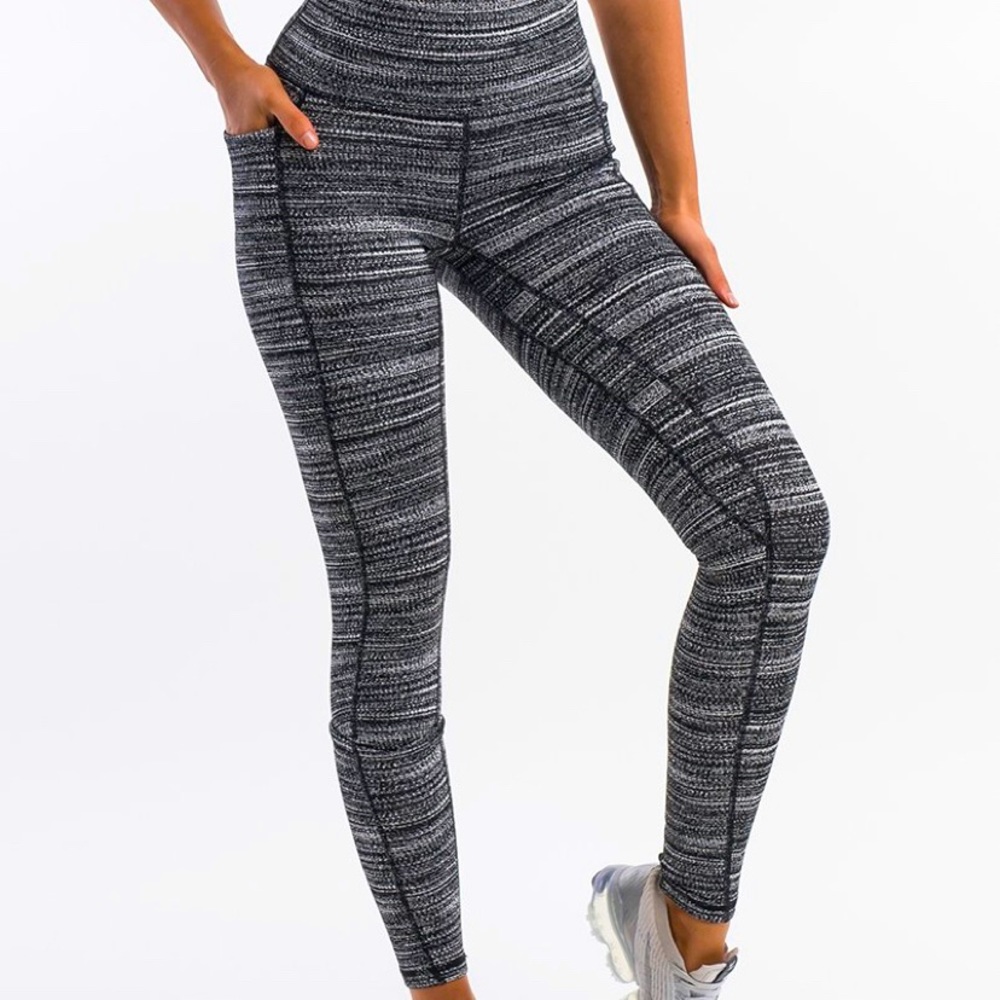 Echt Apparel Striped Leggings - M